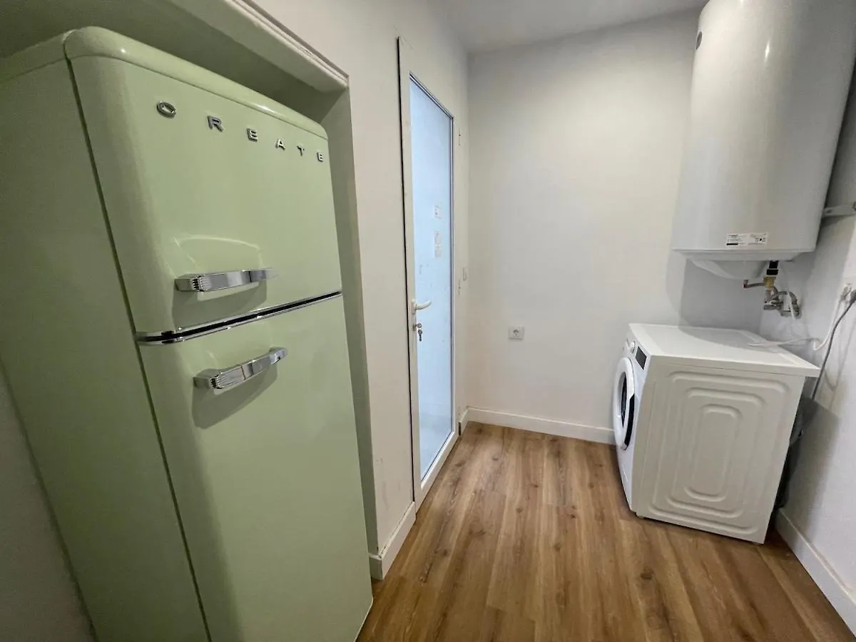 Stylish 3 Bedroom Apartment 산펠리우데기솔스