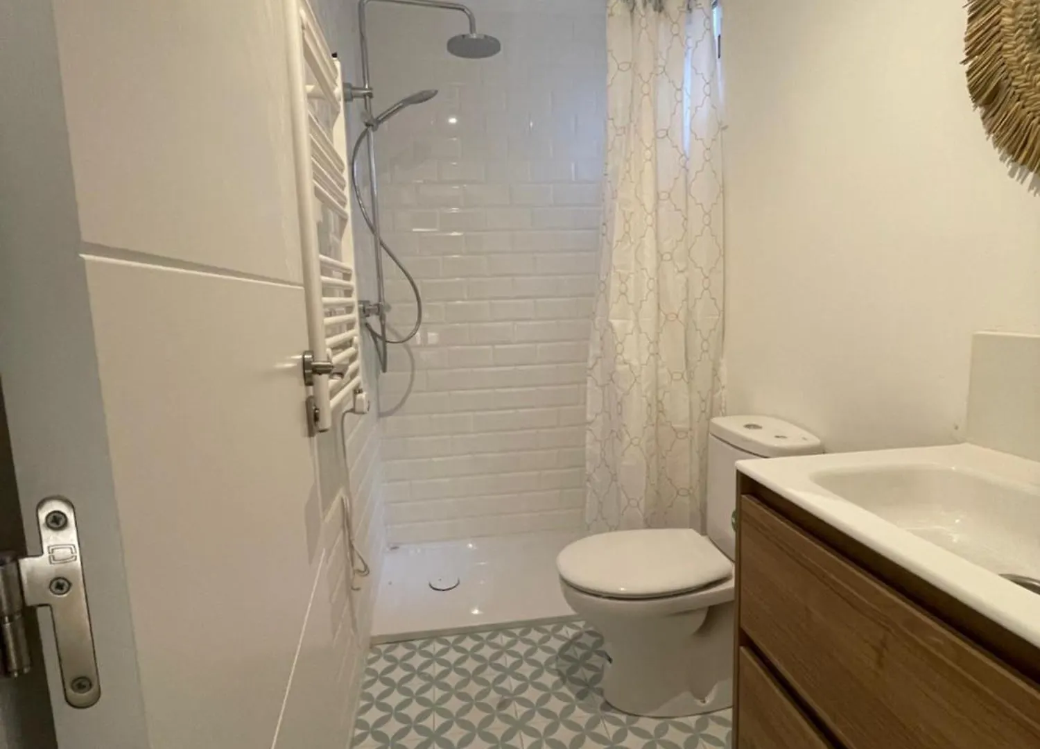 Stylish 3 Bedroom Apartment 산펠리우데기솔스