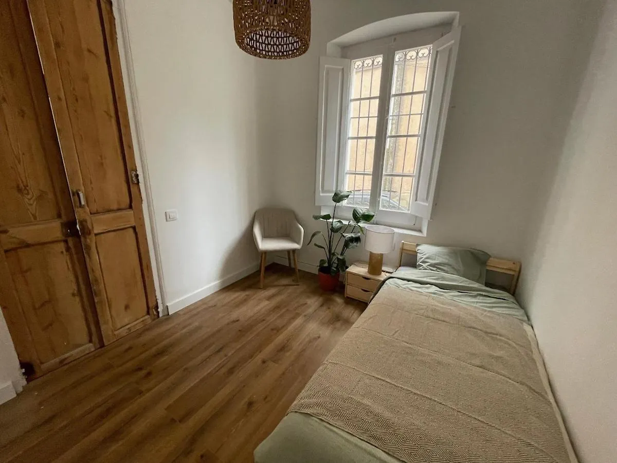 Stylish 3 Bedroom Apartment 산펠리우데기솔스 스페인